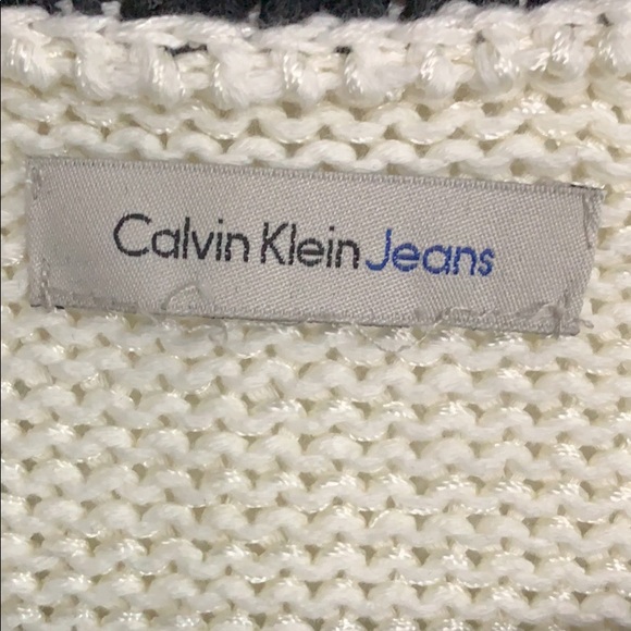 Calvin Klein Sweater - Picture 3 of 3